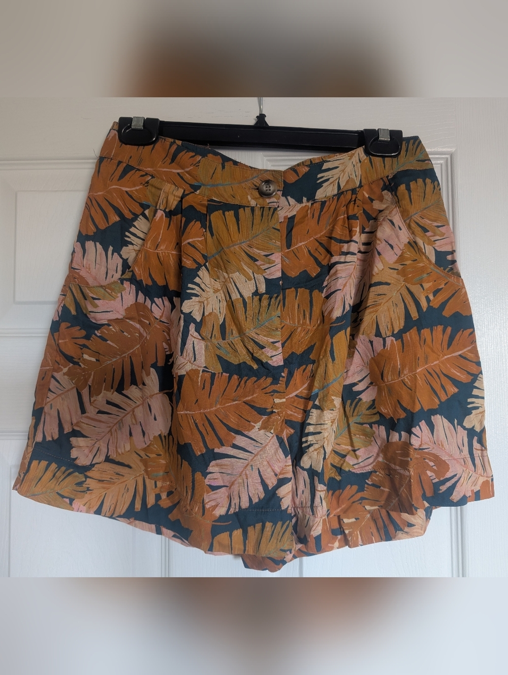 Meemoza Maelle High Waist Shorts - Tropical Rust And Teal, Sz M